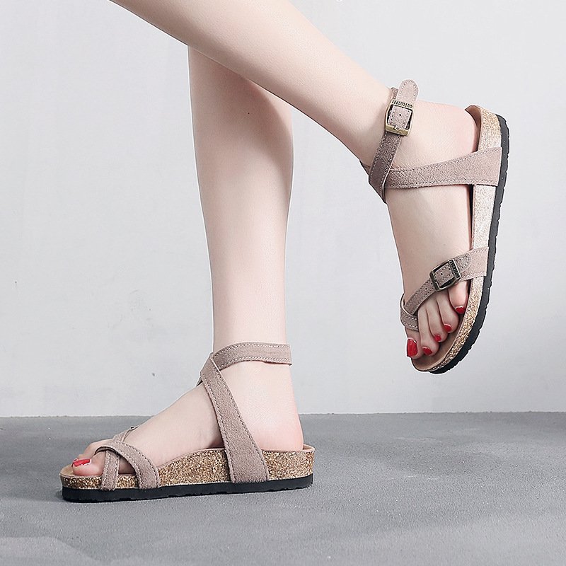 Flat For Outdoors Non-slip Beach Shoes Flip-flops - Image 2