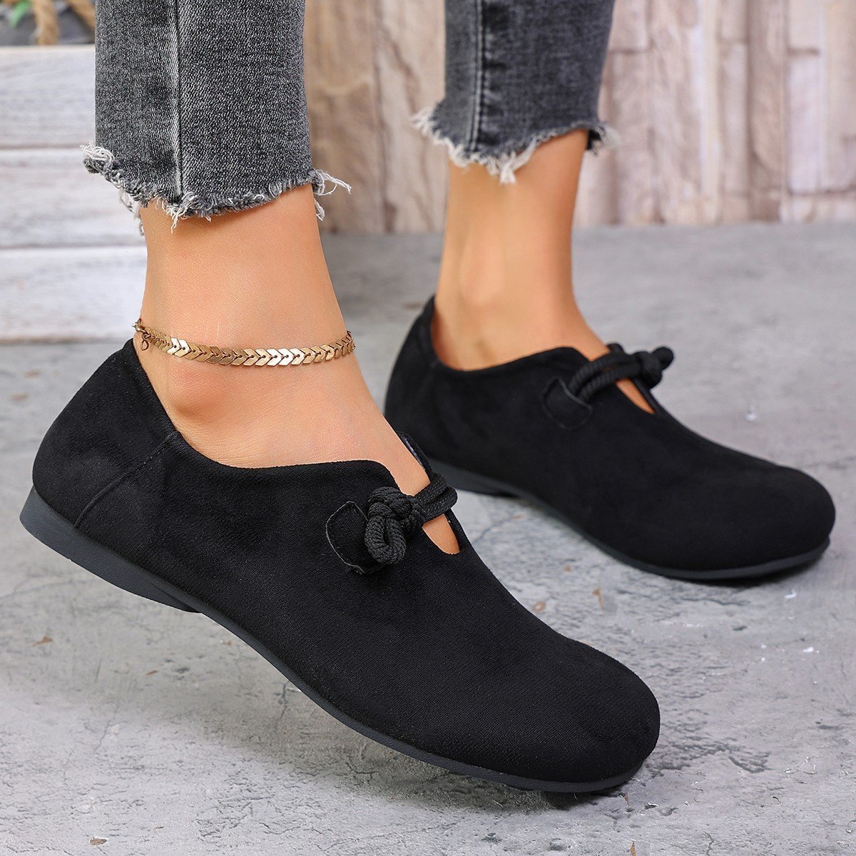 Round Head Slip-on Full-cover Solid Color Flat Shoes - Image 6