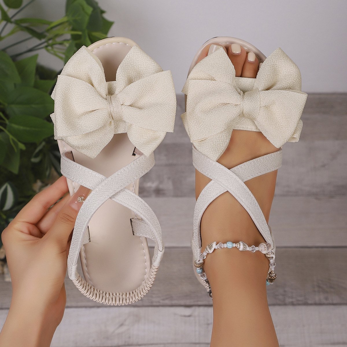 Women's Fashion Bowknot Casual Flat Plus Size Sandals - Image 6