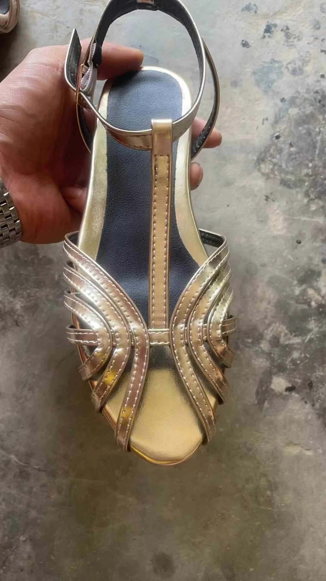 Summer Fashion Flat Peep Toe Ankle Buckle Hollow Women's Sandals - Image 5