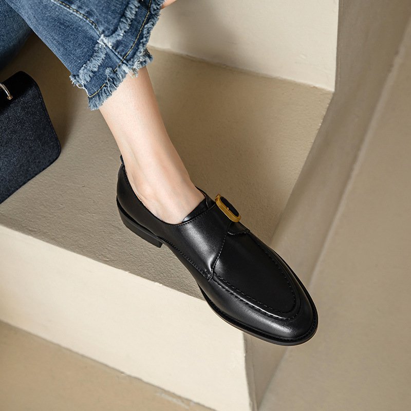 Casual Simple Round Head Belt Buckle Women's Leather Shoes - Image 4