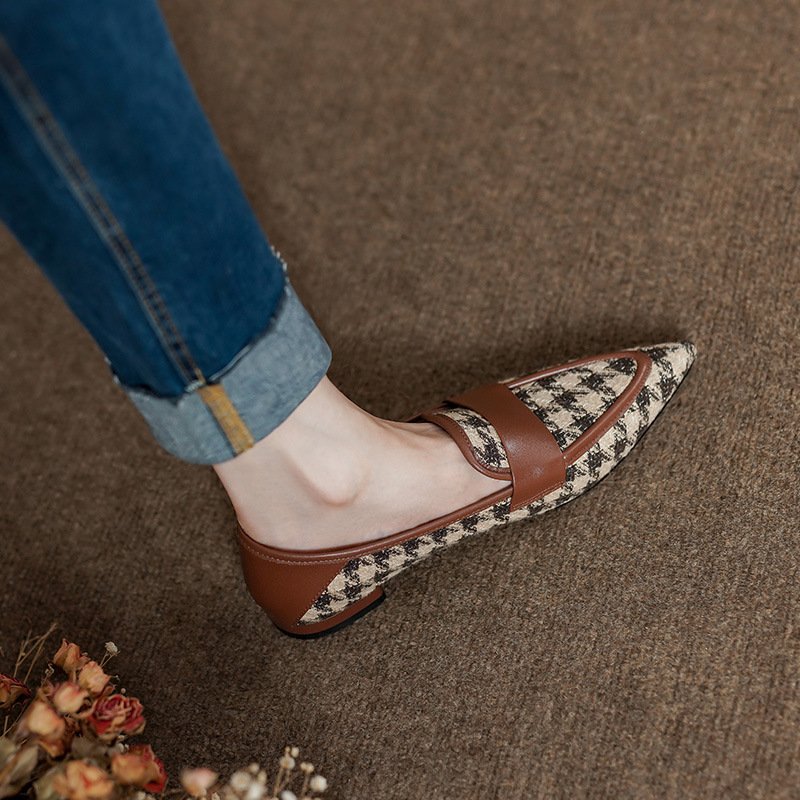 Women's Cowhide Plaid Flat Shoes - Image 6