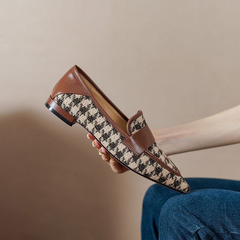 Women's Cowhide Plaid Flat Shoes - Image 4