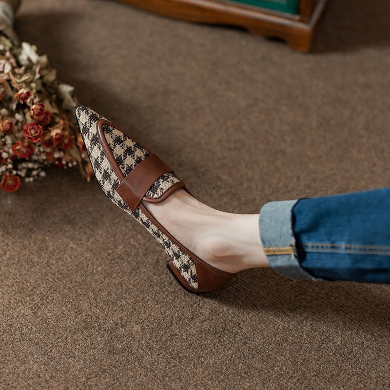 Women's Cowhide Plaid Flat Shoes - Image 7